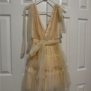 Elegant Cream Mini Dress